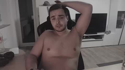 dershark online show from December 19, 1:24 am