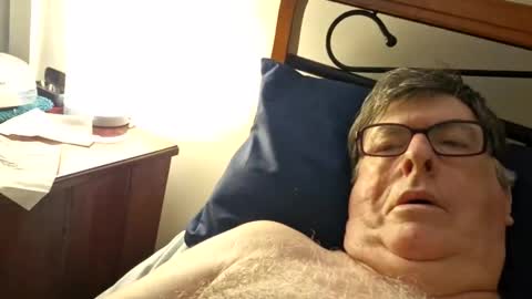 Desmon1958 online show from February 4, 7:42 pm