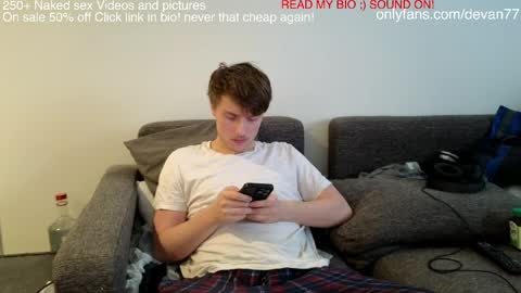 Devan online show from April 7, 3:34 pm