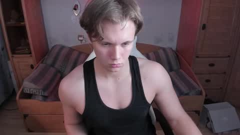 Snapshot of dexter_bennett chatting on October 13, 12:16 am Dexter online show from October 13, 12:16 am