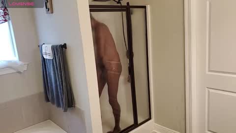 Dextercollins online show from December 18, 7:30 pm