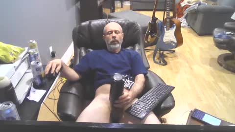 dickrb1984 online show from February 12, 1:52 am