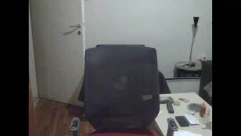 Snapshot of dickus_biggus chatting on December 7, 2:46 pm dickus_biggus online show from December 7, 2:46 pm