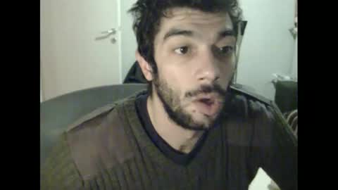 Snapshot of dickus_biggus chatting on January 5, 12:21 pm dickus_biggus online show from January 5, 12:21 pm
