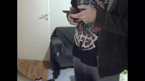 Snapshot of dickus_biggus chatting on January 2, 2:46 pm dickus_biggus online show from January 2, 2:46 pm