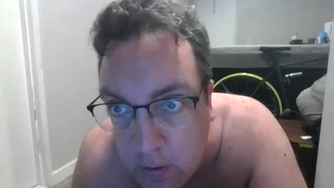 Snapshot of didgeman1984 chatting on February 27, 11:37 pm Didgeman online show from February 27, 11:37 pm
