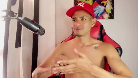 Diego lat online show from July 4, 12:02 am