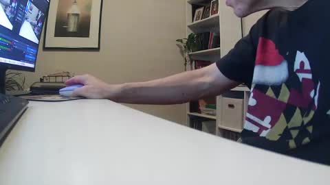 Diego online show from April 20, 2:36 am