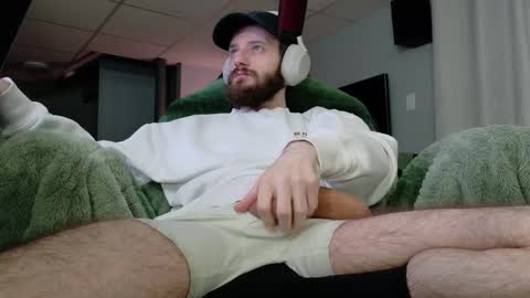 digbicknik online show from February 28, 2:32 am