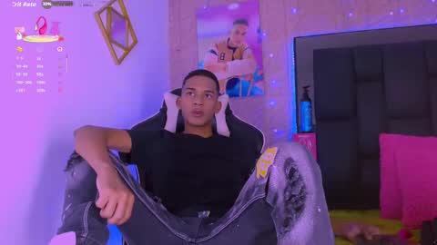 Dilan online show from November 10, 8:03 pm