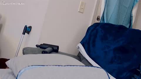 Dilldough405 online show from December 18, 9:27 am