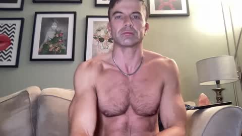 Dillon online show from January 1, 8:26 pm