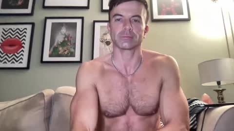 Dillon online show from January 8, 8:50 pm