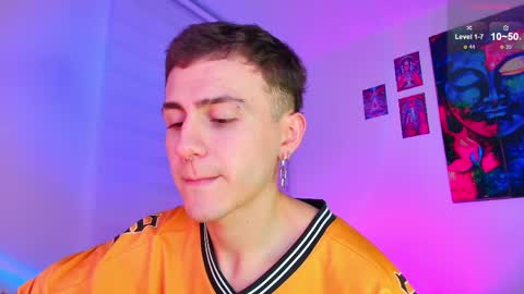 Julian Independent Model online show from April 7, 11:27 pm