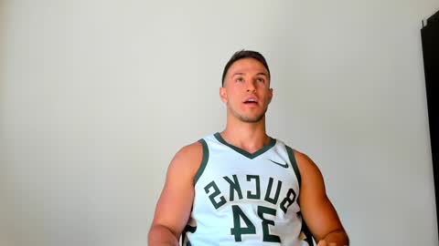 dimitricaruso online show from January 17, 5:53 pm