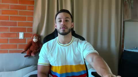 dimitricaruso online show from July 6, 7:38 pm