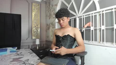 Snapshot of dirtymike69_ chatting on October 10, 3:00 am Mike online show from October 10, 3:00 am