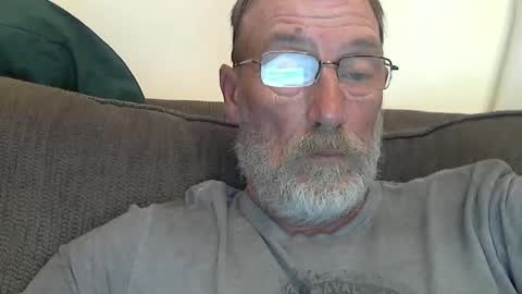 Snapshot of dirtynastyoldman chatting on September 23, 1:49 am dirtynastyoldman online show from September 23, 1:49 am