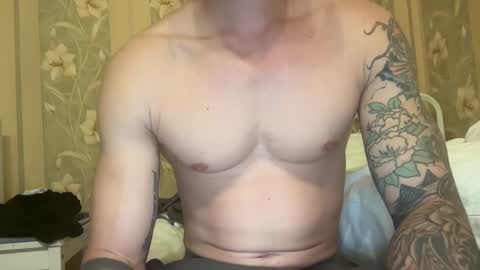 Snapshot of dirtyprettyboi chatting on February 23, 6:41 pm buy tokens with link online show from February 23, 6:41 pm