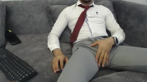 dirtyybooyy77 online show from April 13, 3:56 pm