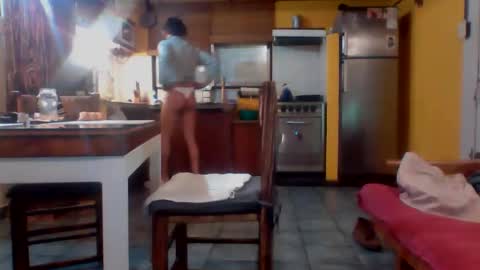 discretopasivo online show from April 7, 1:16 am