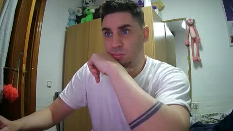 diselobienclaro online show from December 17, 9:21 pm