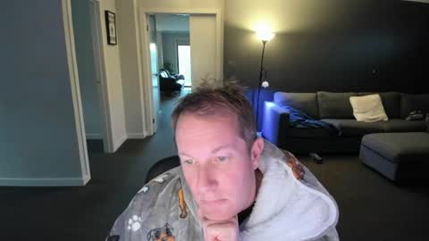 djallnightlong online show from August 4, 7:14 am
