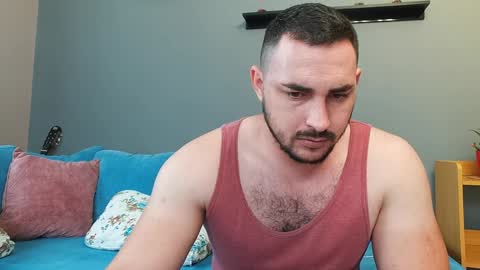 Snapshot of djmute chatting on December 4, 10:57 am STR8 BOYv online show from December 4, 10:57 am