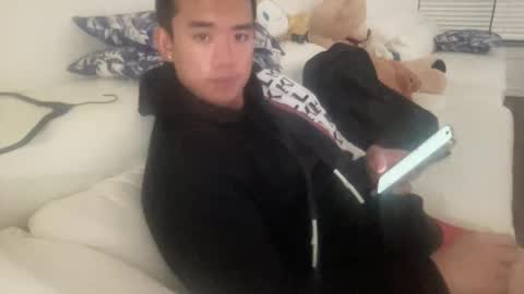 Snapshot of dlasian98 chatting on February 14, 1:34 am DL Asian Sissy online show from February 14, 1:34 am