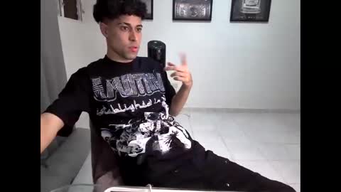 DollarHot30 online show from January 18, 3:19 am