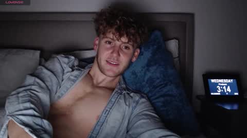 Alex...  online show from December 17, 3:14 am