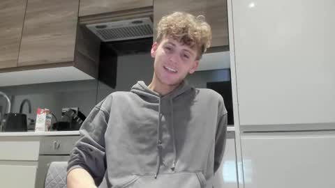 Alex...  online show from March 18, 11:52 pm