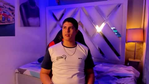 DOMI online show from February 1, 2:21 am