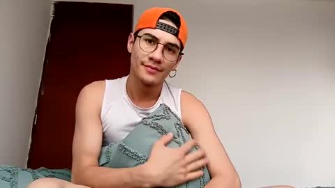 Your real love online show from December 2, 8:09 pm