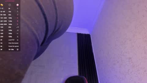 Dominicscott online show from October 13, 1:50 pm