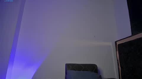 Donat Independent Model online show from October 1, 5:00 am