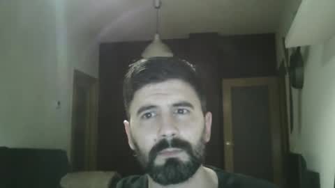 donnie_darkos83 online show from January 2, 5:39 pm