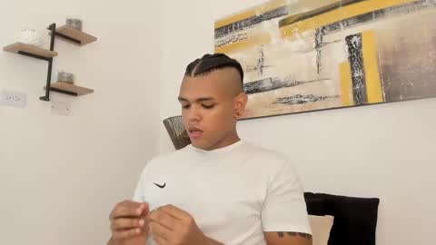 jaden online show from December 10, 1:33 pm