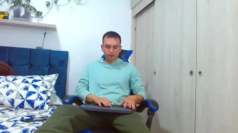 dorian_h online show from March 26, 7:51 pm