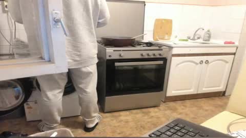 menu  below online show from April 13, 7:36 pm