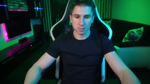 Dorian Reyes online show from December 2, 10:32 pm