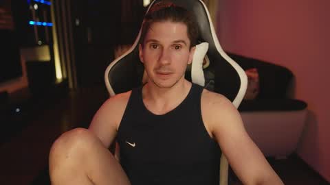 Dorian Reyes online show from June 2, 11:50 pm