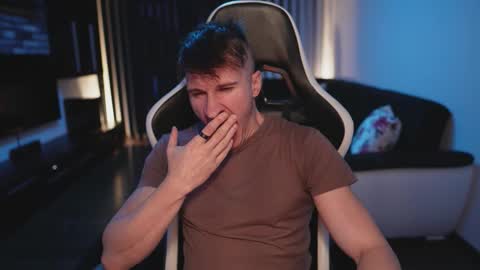 Dorian Reyes online show from November 10, 11:53 pm