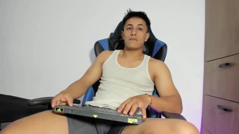 dorman_boy online show from February 9, 3:11 am