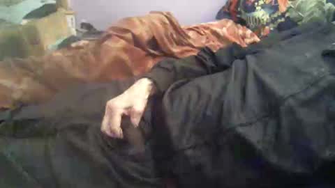 Hello  welcome to Slutsville  I am the Naked Chef  really  but you may call me Peter online show from April 9, 10:54 am