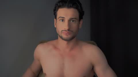 Keen online show from December 9, 9:33 pm