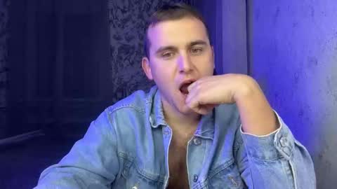 douglas_666 online show from November 12, 11:09 pm