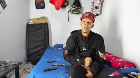 douglas_gallegos online show from February 14, 1:11 am