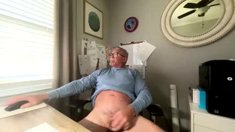 douglikes3xd online show from October 31, 5:16 pm