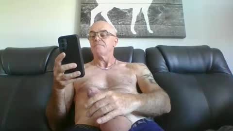 doum1122 online show from October 12, 6:02 pm